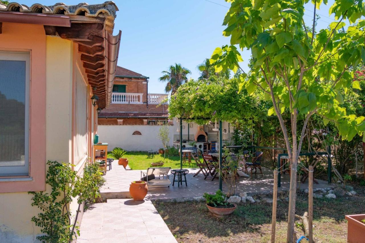 Villa Ettore Gardeládes Esterno foto